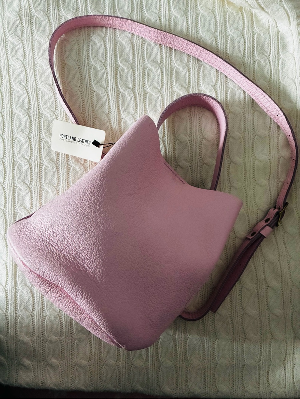 Portland Leather Pinkaboo large Belle Bucket